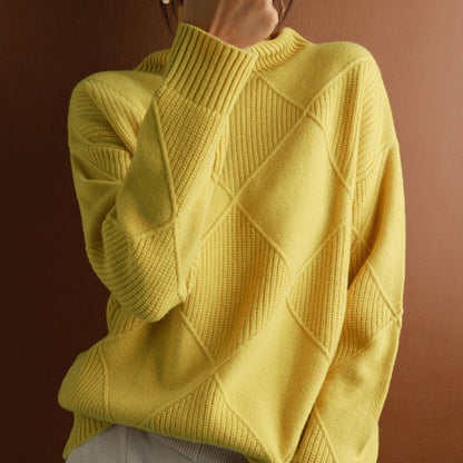 Pull fin à manches longues pour automne et hiver.