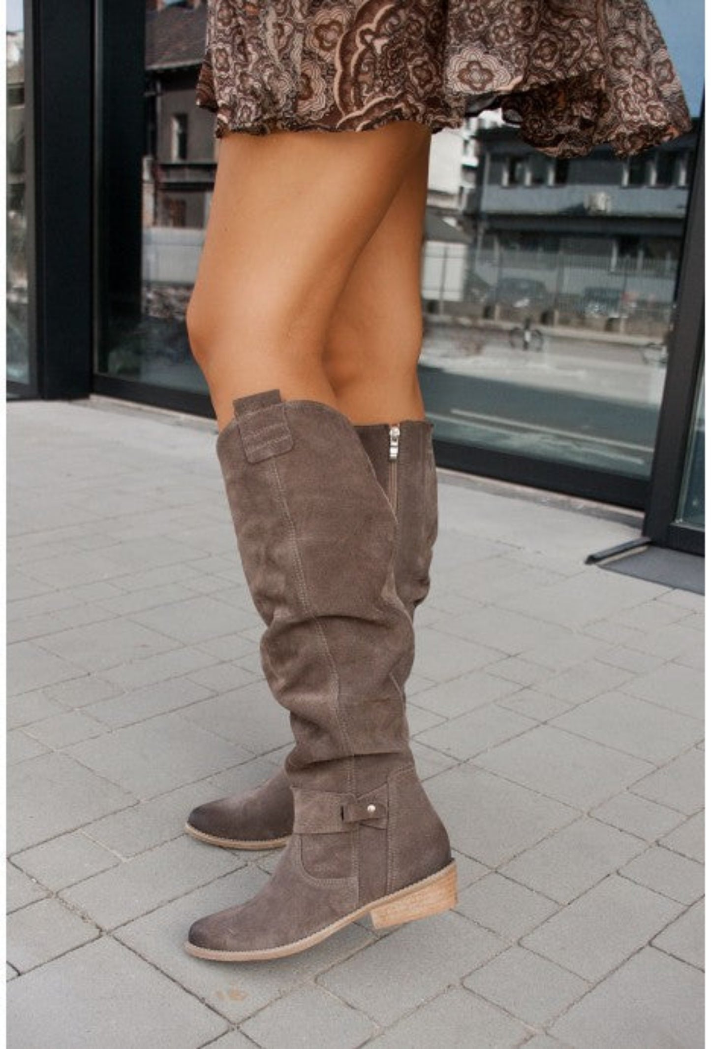 Bottes Plissées en Daim – Élégance Automne-Hiver