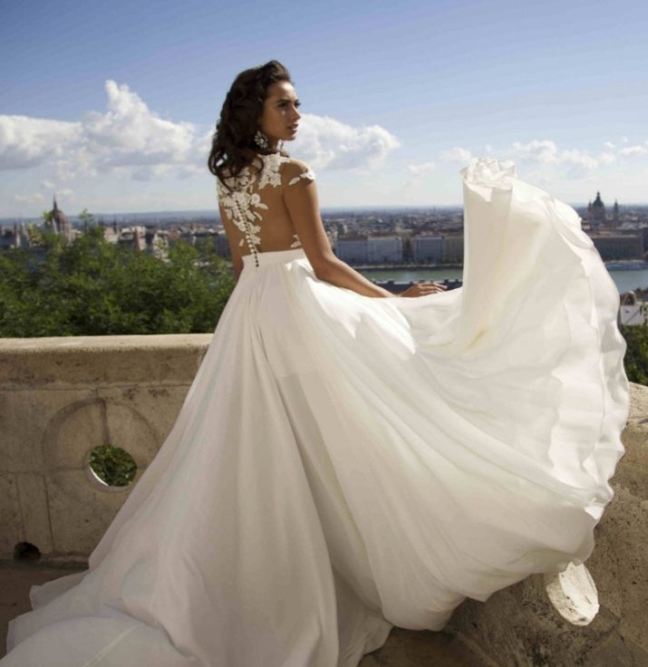 Robe de Mariée Trapèze à Appliques – Style Bohème et Mousseline Fluide