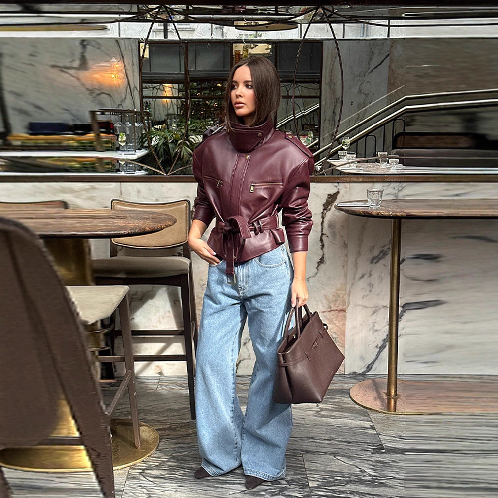 Veste Courte en Cuir avec Détails de Laçage
