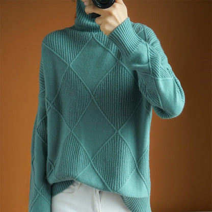 Pull fin à manches longues pour automne et hiver.