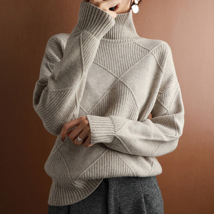 Pull fin à manches longues pour automne et hiver.