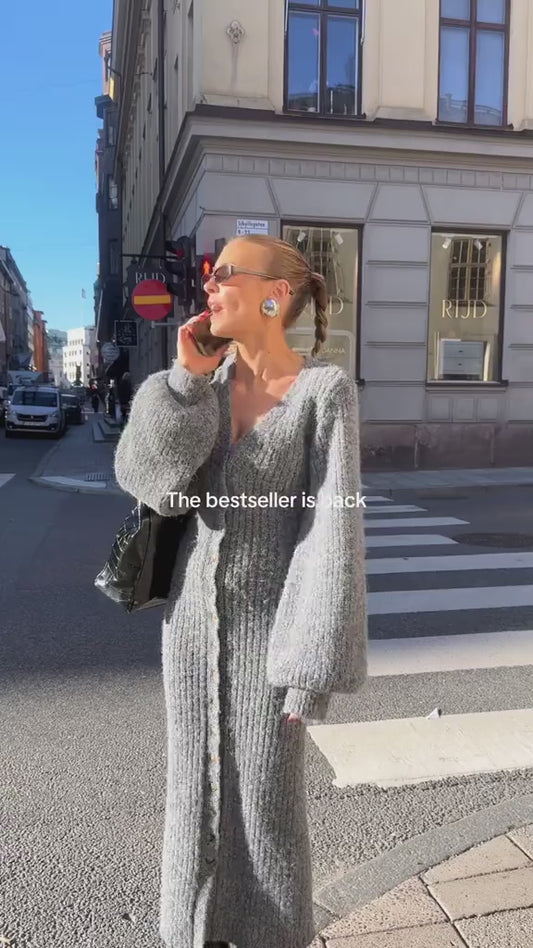 Manteau-Robe Longue Écarlate